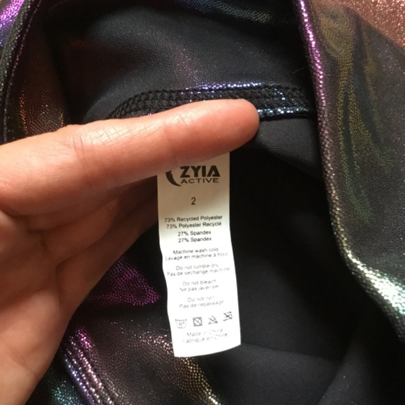 Zyia Active Yoga Pants Mirage Rainbow Metallic ⅞ Length New W/ Tags Size 2 - Picture 4 of 4